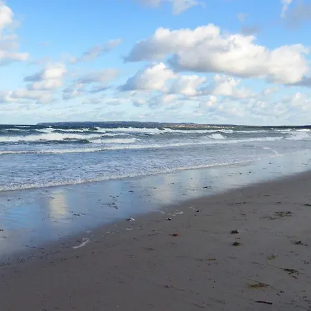 Gut-rattelvitz-parterre-c-hochwertig-sauna-kamin-etankstelle-spielscheune-15-000qm-parkland *