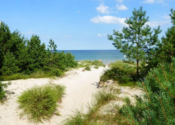 Gut-rattelvitz-parterre-c-hochwertig-sauna-kamin-etankstelle-spielscheune-15-000qm-parkland